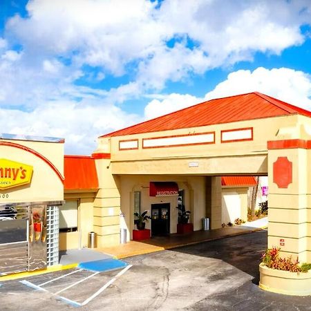 Space Coast Hotel Titusville Ngoại thất bức ảnh
